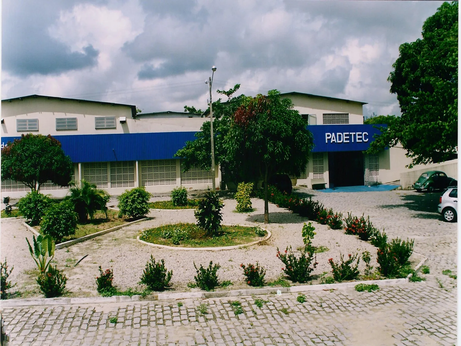 Fachada do PADETEC